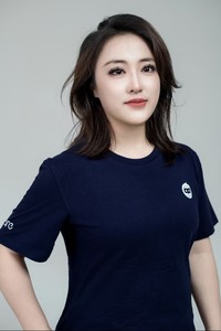 张彩霞