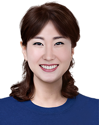 item.counselorInfo.cName